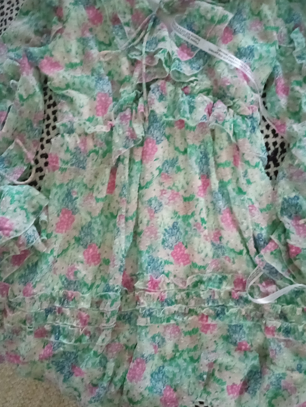 NEW...Beautiful Floral Print Boohoo Dress Size 12